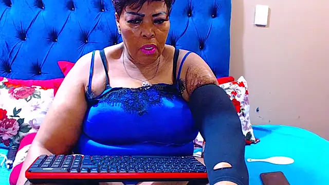 ebonycandy10 online show from 09.11.25
