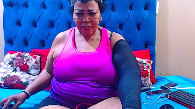 ebonycandy10 online show from 04.07.26
