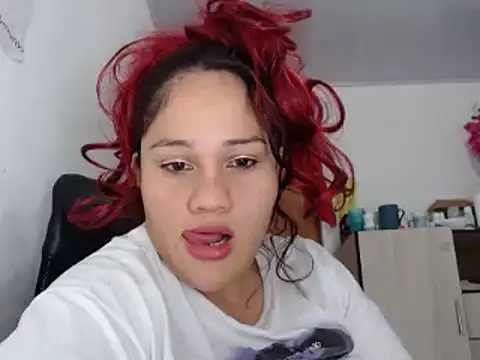 Snapshot of melissa4855 chatting on 12.21.24 melissa4855 online show from 12.21.24