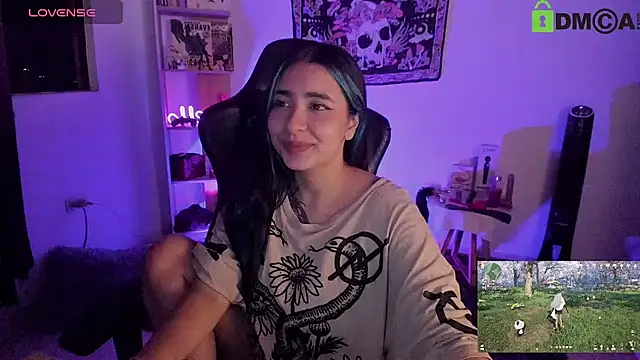 Snapshot of sweetcoralinee chatting on 09.26.25 sweetcoralinee online show from 09.26.25