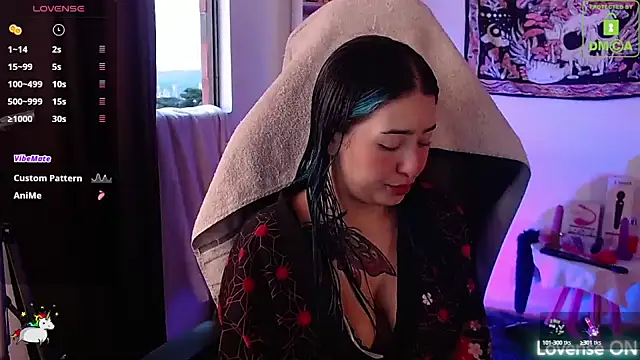 Snapshot of sweetcoralinee chatting on 10.09.25 sweetcoralinee online show from 10.09.25