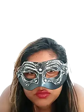 Snapshot of littlequeen77 chatting on 01.18.25 littlequeen77 online show from 01.18.25