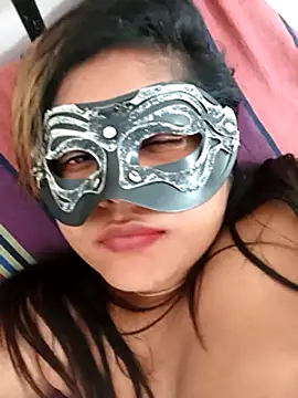 Snapshot of littlequeen77 chatting on 01.23.25 littlequeen77 online show from 01.23.25