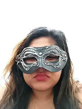 Snapshot of littlequeen77 chatting on 02.05.25 littlequeen77 online show from 02.05.25