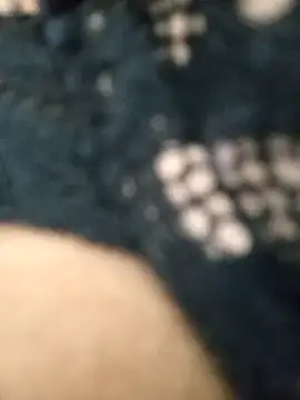 Snapshot of littlequeen77 chatting on 02.24.25 littlequeen77 online show from 02.24.25