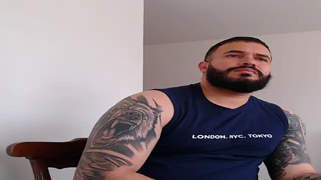 Snapshot of alexandergranda71 chatting on 12.29.24 alexandergranda71 online show from 12.29.24