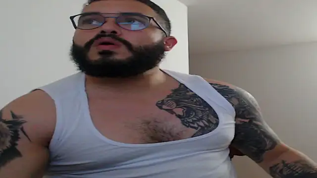 Snapshot of alexandergranda71 chatting on 01.05.25 alexandergranda71 online show from 01.05.25