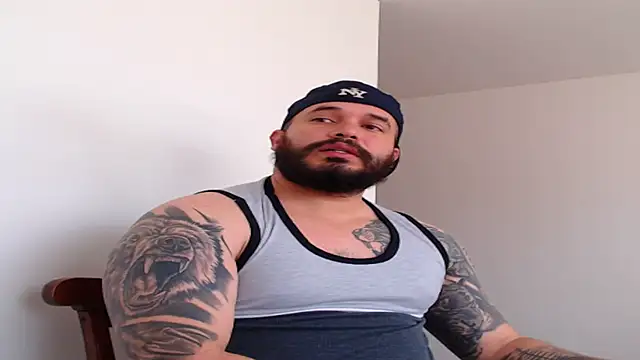 Snapshot of alexandergranda71 chatting on 02.19.25 alexandergranda71 online show from 02.19.25