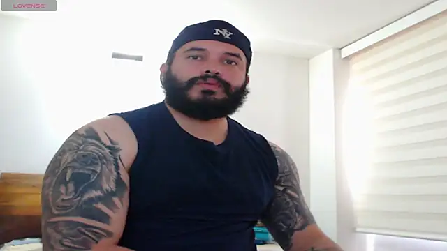 Snapshot of alexandergranda71 chatting on 03.16.25 alexandergranda71 online show from 03.16.25