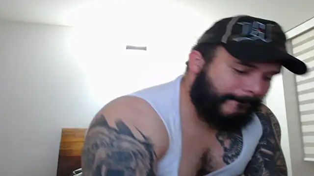 Snapshot of alexandergranda71 chatting on 03.19.25 alexandergranda71 online show from 03.19.25