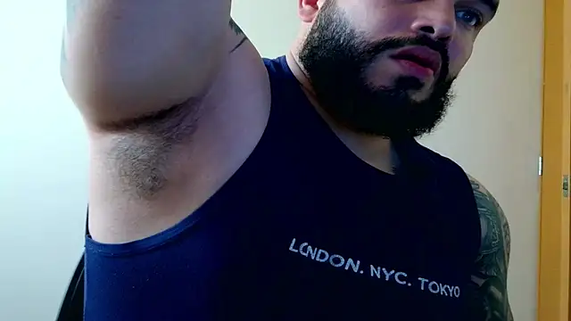 Snapshot of alexandergranda71 chatting on 10.10.25 alexandergranda71 online show from 10.10.25