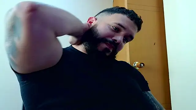 Snapshot of alexandergranda71 chatting on 10.14.25 alexandergranda71 online show from 10.14.25