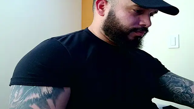 Snapshot of alexandergranda71 chatting on 10.18.25 alexandergranda71 online show from 10.18.25