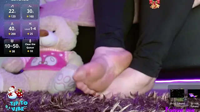 HECATE 23 online show from 12.14.24