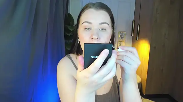 Snapshot of ShedarBrooks chatting on 03.12.26 ShedarBrooks online show from 03.12.26