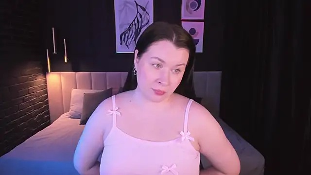 Snapshot of ShedarBrooks chatting on 03.26.26 ShedarBrooks online show from 03.26.26