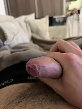 Snapshot of fuckitzer chatting on 03.07.25 fuckitzer online show from 03.07.25