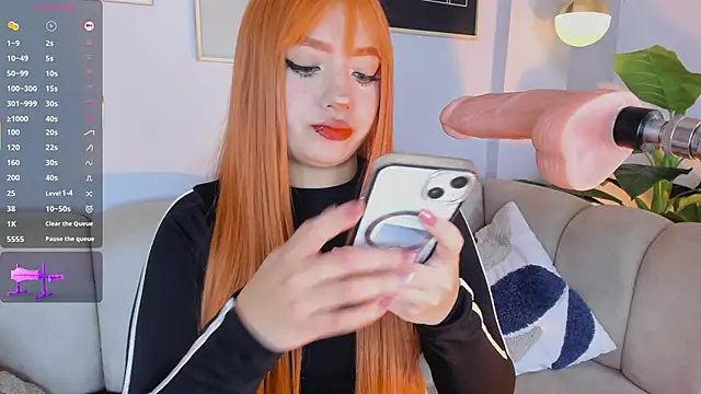 Kloe Raize online show from 12.02.25