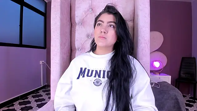 PaulinaDuarte online show from 12.27.24