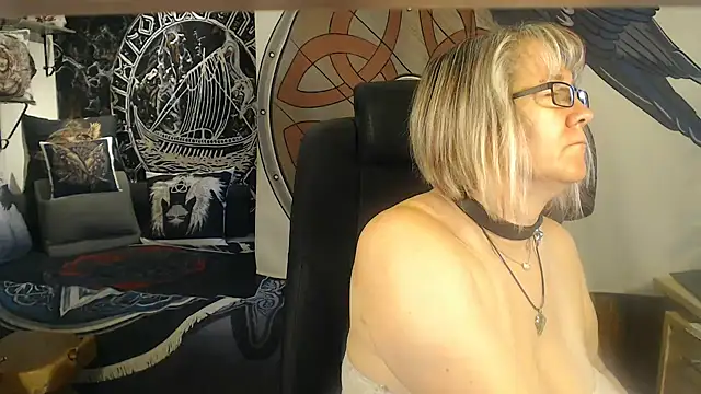 TittenMichelle online show from 09.19.25