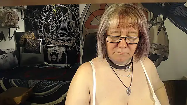 TittenMichelle online show from 04.13.26