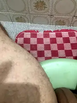 MalvadoFavorito28 online show from 11.25.25