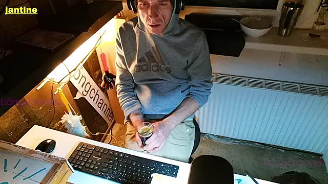 BongChannel online show from 01.04.25