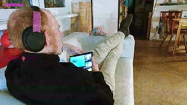 BongChannel online show from 01.28.25