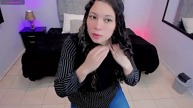 Snapshot of Lana_stone_ chatting on 03.11.25 Lana stone online show from 03.11.25