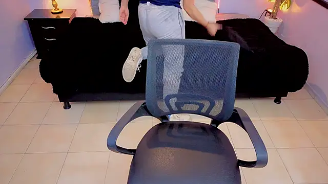 Lana stone  online show from 10.30.25