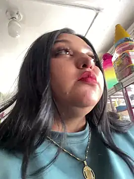 Snapshot of Kym_Owens chatting on 02.06.25 Kym Owens online show from 02.06.25