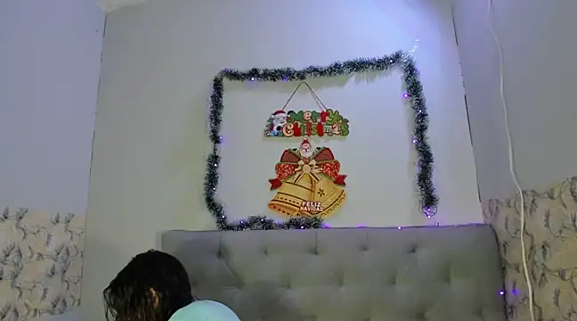 Snapshot of Emma-Wilson chatting on 12.14.24 Emma-Wilson online show from 12.14.24