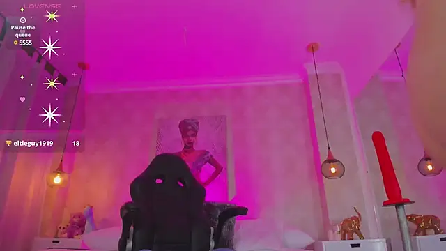 Shantall   online show from 02.19.25