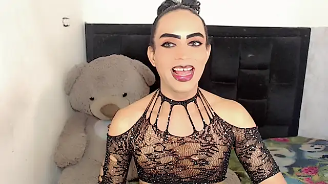 Michell Queen online show from 01.12.25