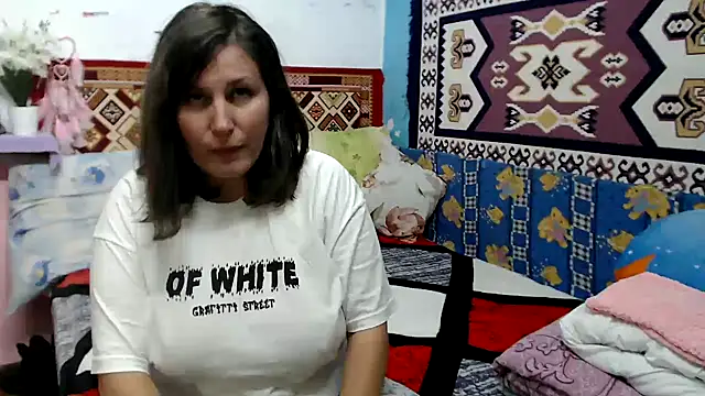 AdelineBlueEyes online show from 10.19.25