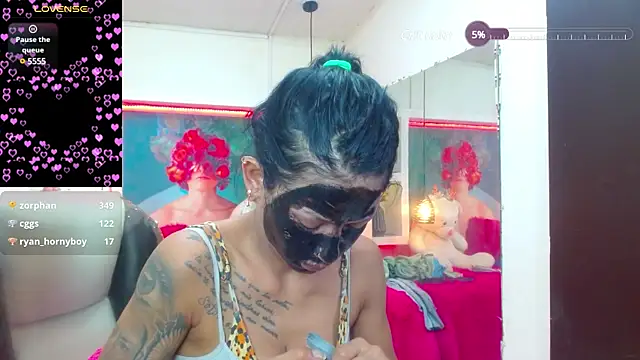 lorenapinto online show from 12.23.24