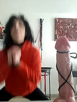 Snapshot of freyamoret chatting on 12.03.24 freyamoret online show from 12.03.24