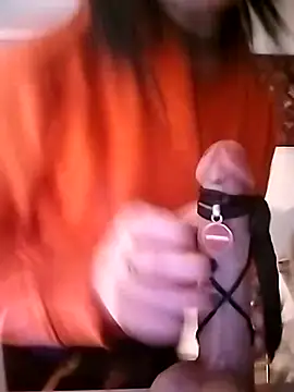 Snapshot of freyamoret chatting on 01.03.25 freyamoret online show from 01.03.25