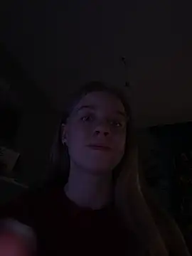 Snapshot of candy_maggie chatting on 11.21.25 candy maggie online show from 11.21.25