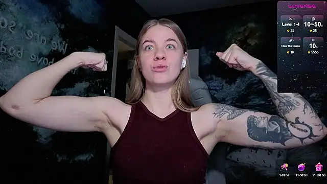 Snapshot of candy_maggie chatting on 01.11.26 candy maggie online show from 01.11.26