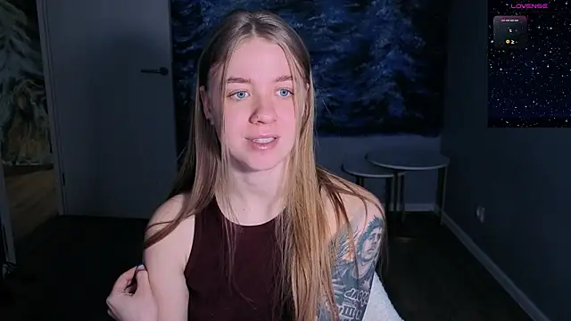 Snapshot of candy_maggie chatting on 02.09.26 candy maggie online show from 02.09.26