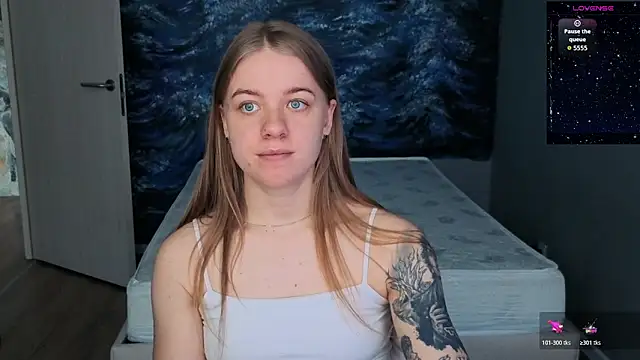 Snapshot of candy_maggie chatting on 03.13.26 candy maggie online show from 03.13.26