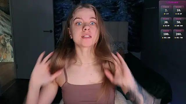 Snapshot of candy_maggie chatting on 03.17.26 candy maggie online show from 03.17.26