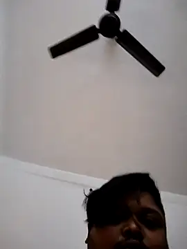 Snapshot of julywwrt chatting on 10.11.25 julywwrt online show from 10.11.25