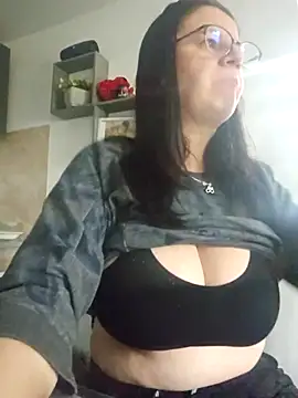 KristenVega online show from 11.05.25