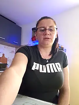 KristenVega online show from 12.14.25