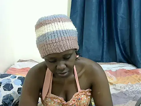 Snapshot of Kariselle- chatting on 02.27.25 Kariselle- online show from 02.27.25