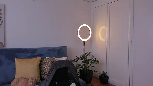 cuddlingbunny online show from 03.19.26