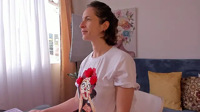 cuddlingbunny online show from 03.23.26