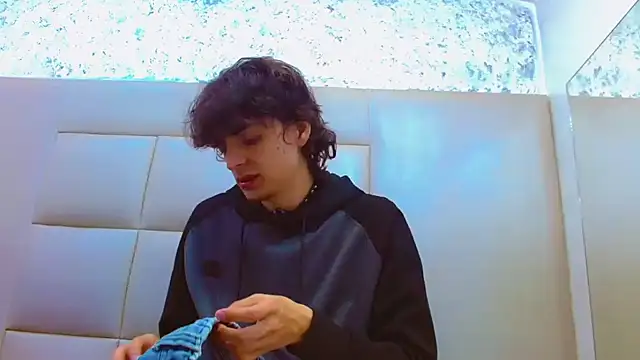 Sr BonnyEthan online show from 02.17.26